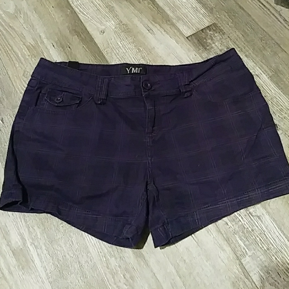 Purple Plaid YMI Shorts. Size 13